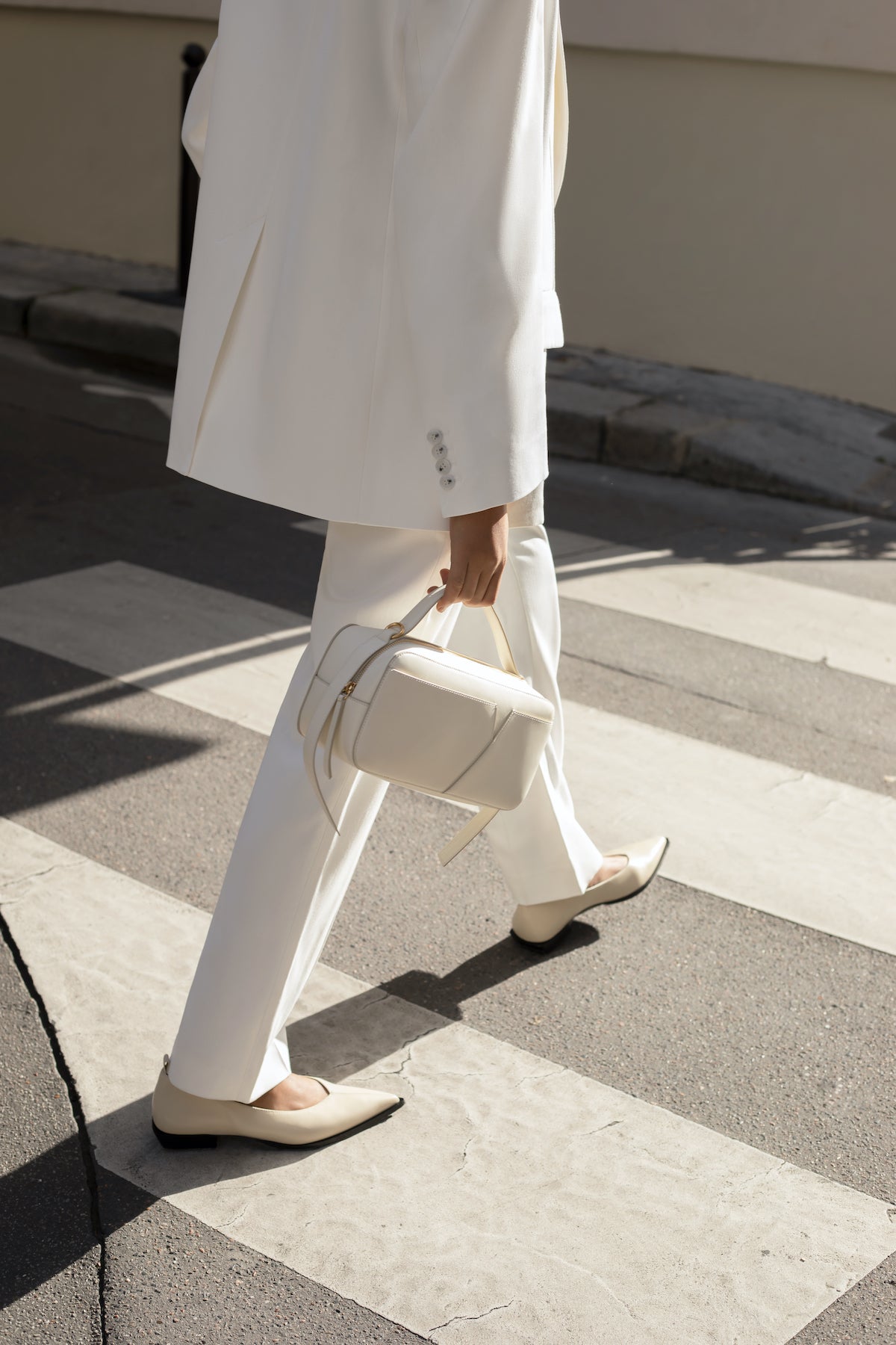 MINO CASE Medium CREAM