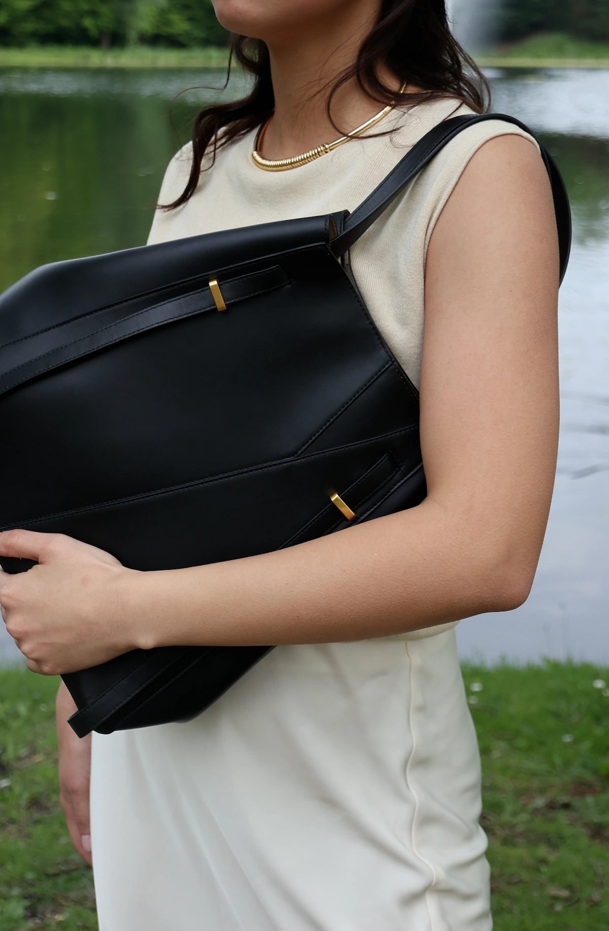 AYO TOTE Medium Black