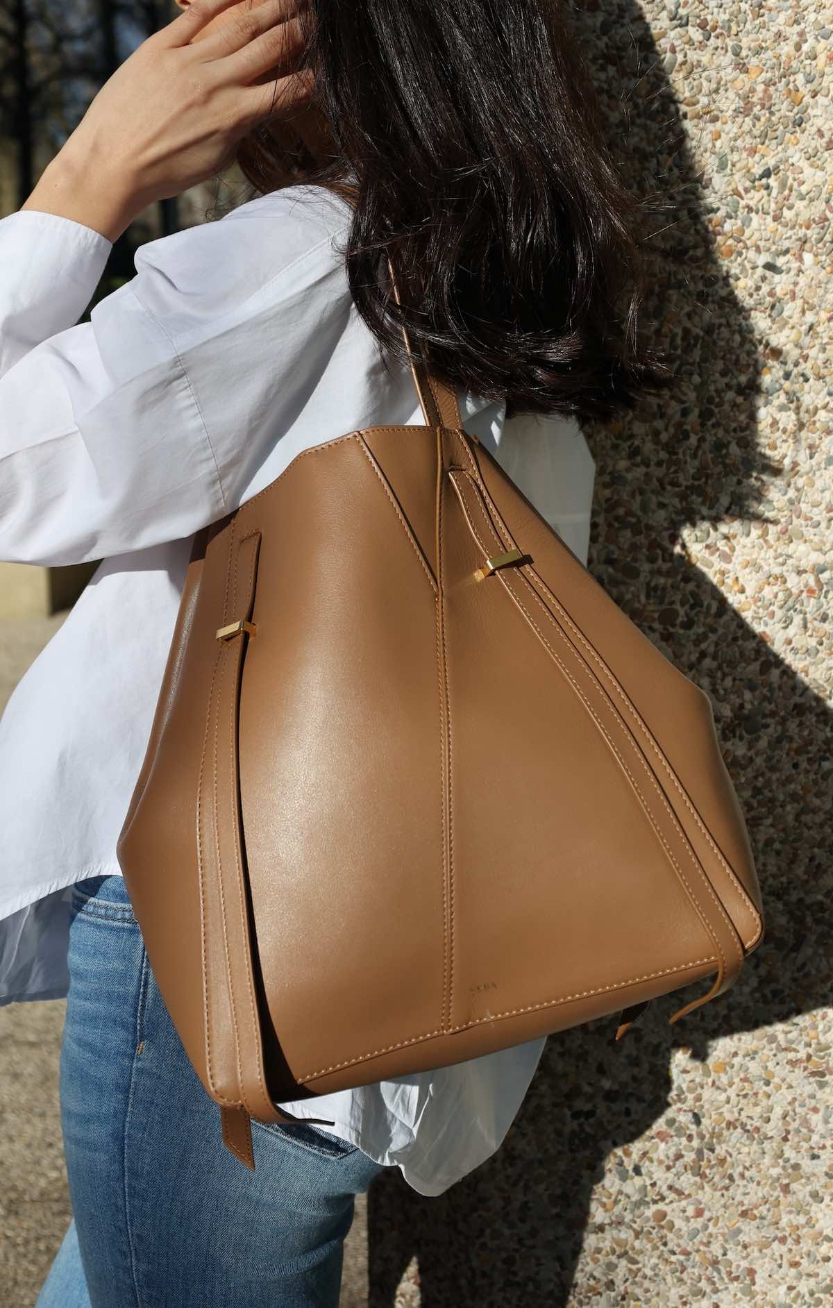 AYO TOTE Medium CARAMEL