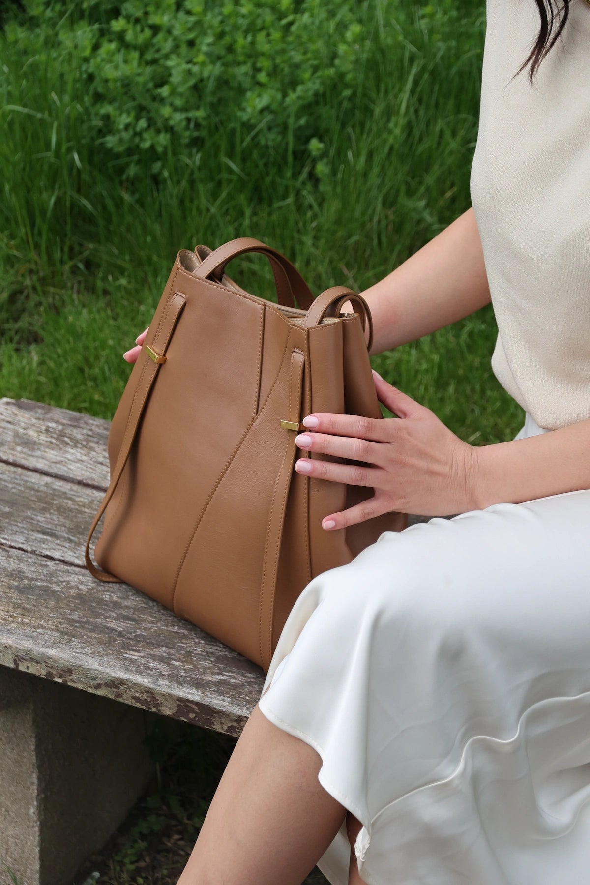 AYO TOTE Medium CARAMEL