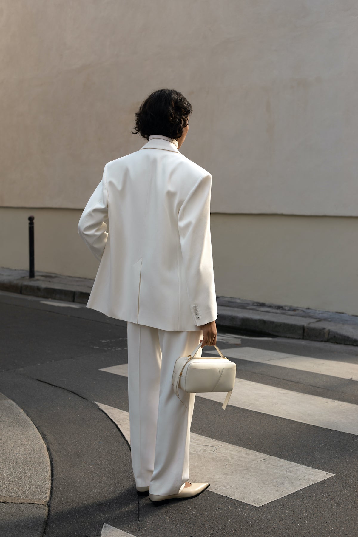 MINO CASE Medium CREAM