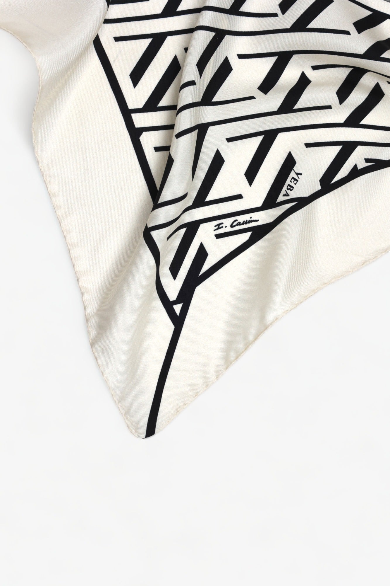 LARGE ADE SIGNATURE Silk SCARF - CREME