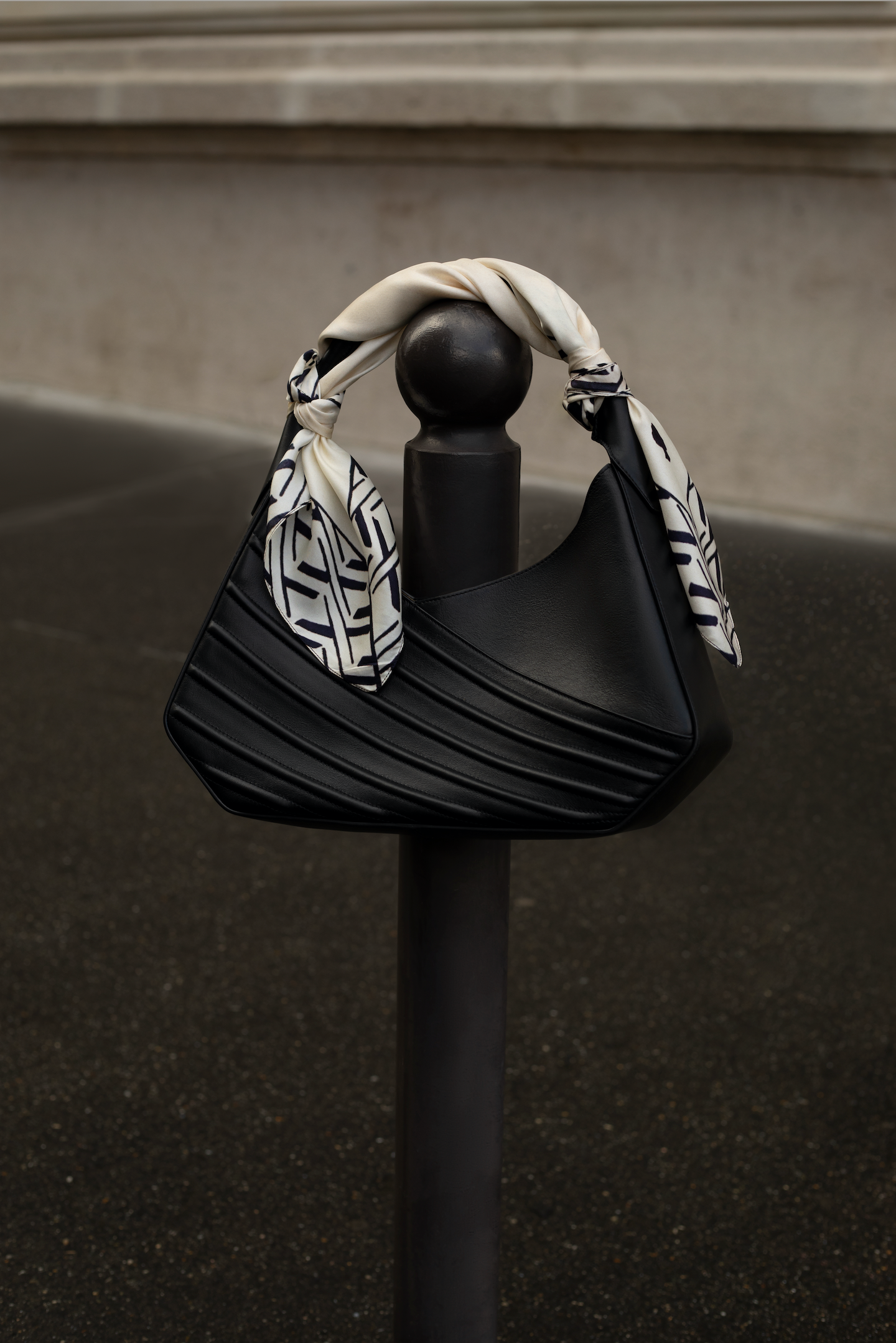 SMALL ADE Signature Silk SCARF - CREME