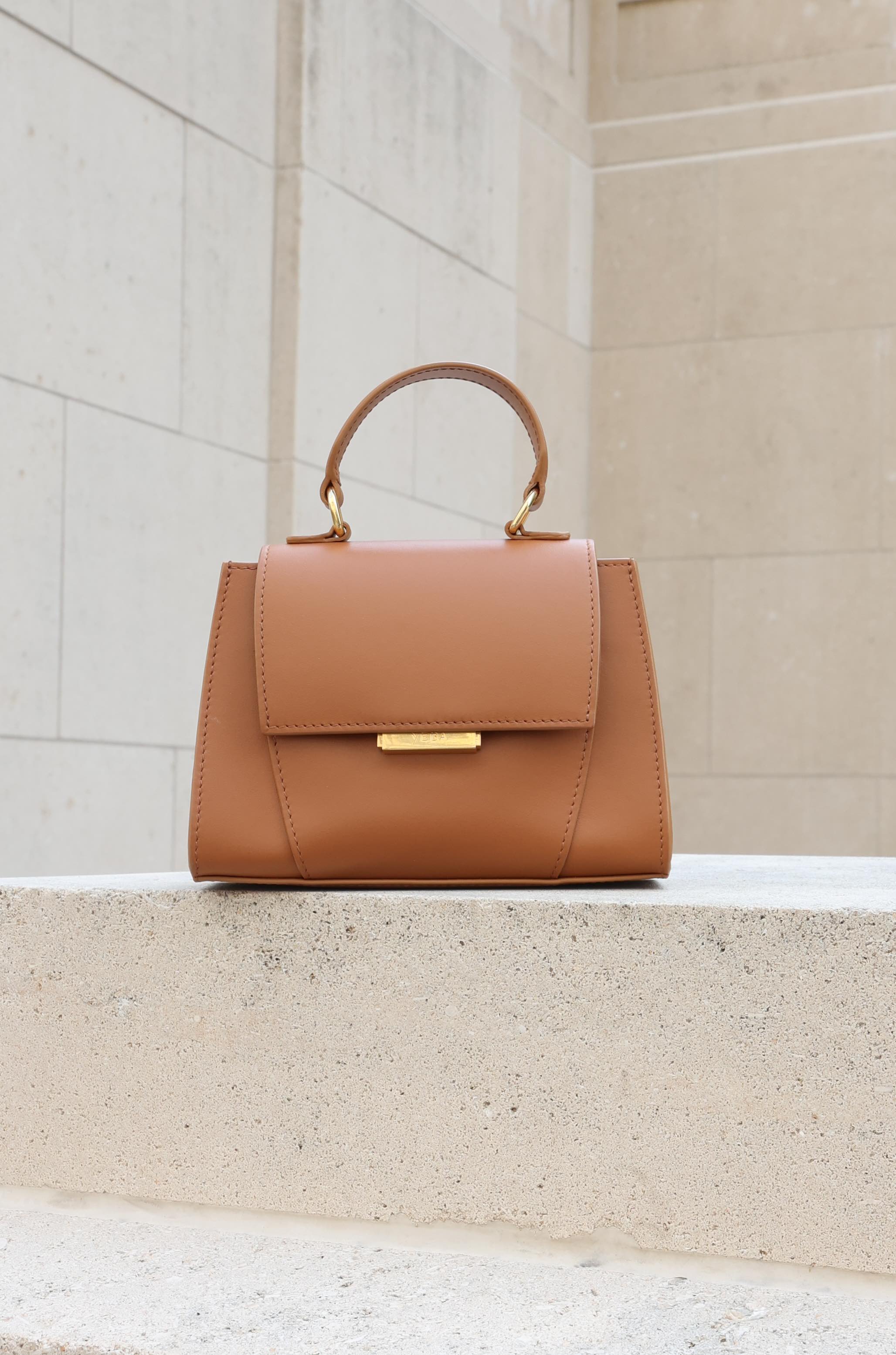 YEBA FIRST Mini Camel