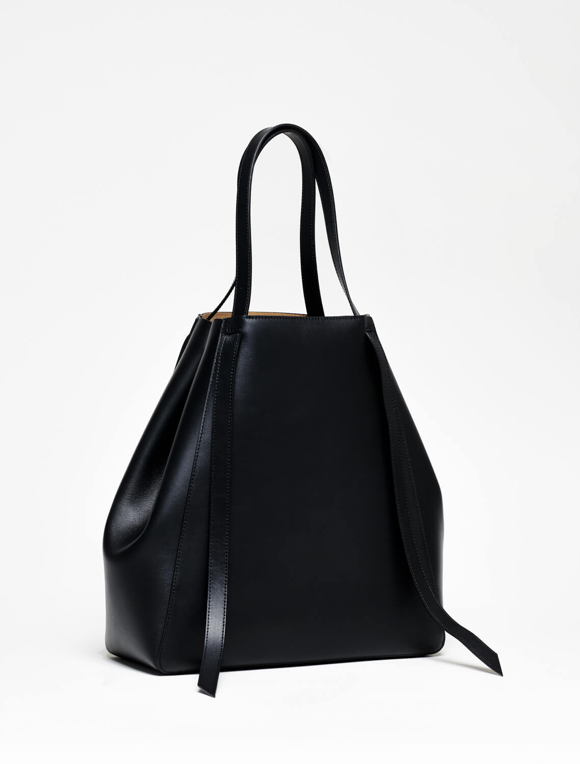 AYO TOTE Medium Black