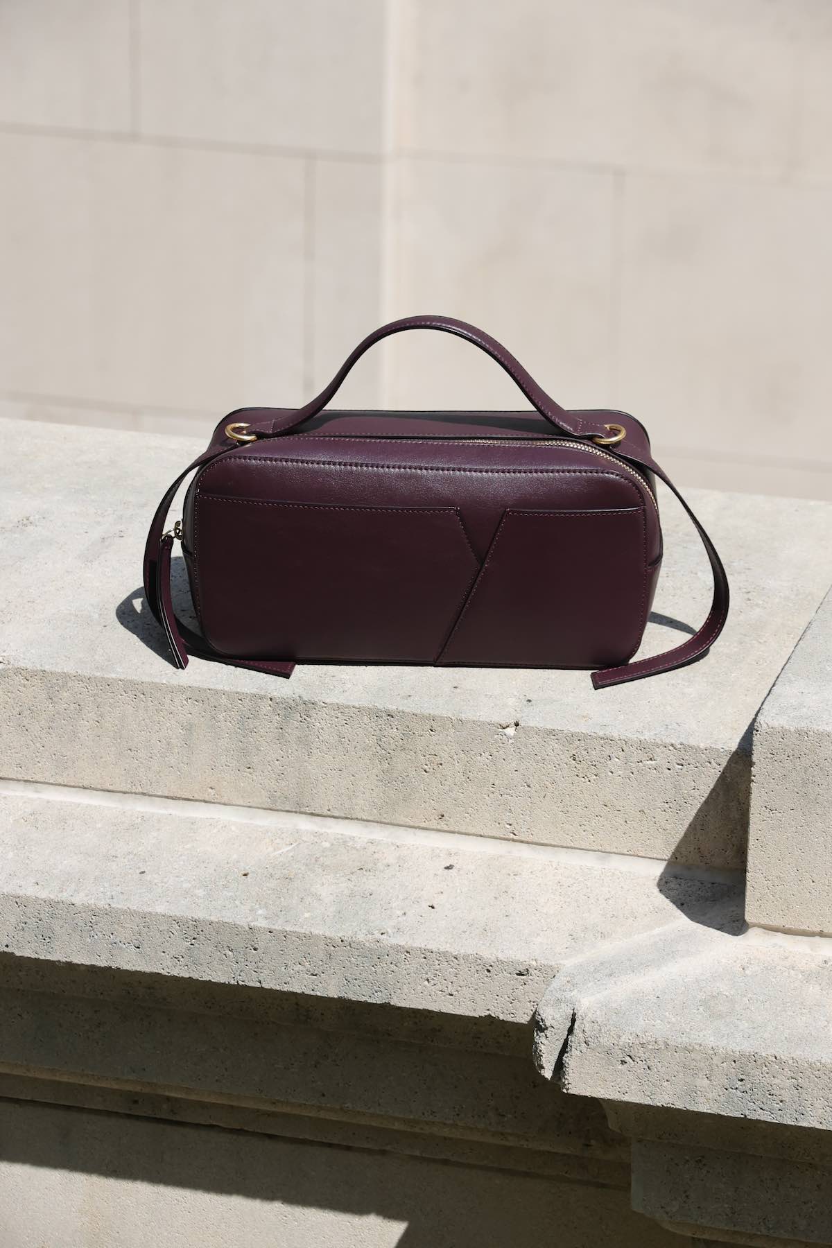 MINO CASE Medium GRAPE