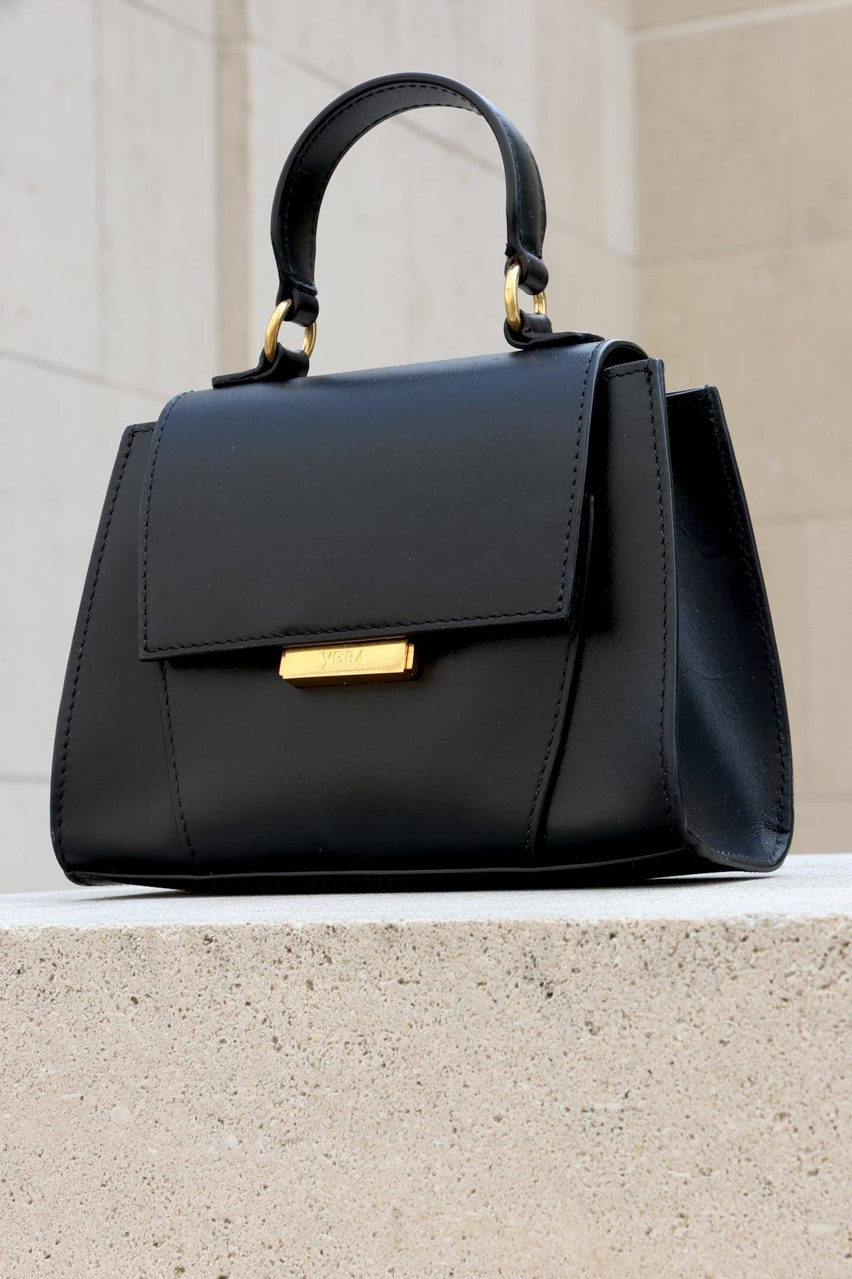 Yeba First Mini classic black